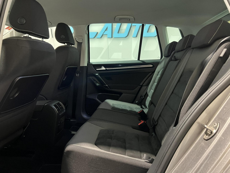 Photo 8 de l'offre de VOLKSWAGEN GOLF SPORTSVAN 2.0 TDI 150 FAP BMT Carat à 12990€ chez VL Auto