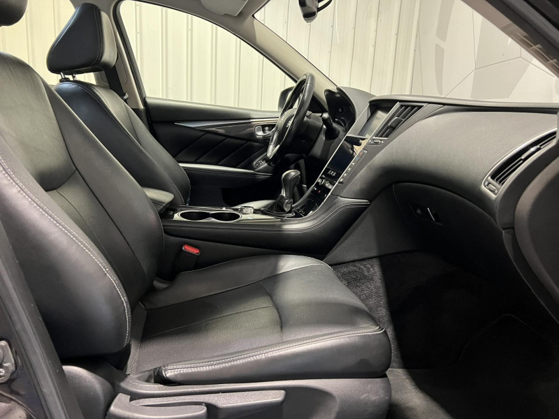 Photo 11 de l'offre de INFINITI Q50 2.2d - BVA  Premium à 12490€ chez VL Auto