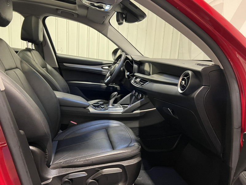 Photo 9 de l'offre de ALFA ROMEO STELVIO 2.2 180 ch AT8 Super à 22490€ chez VL Auto