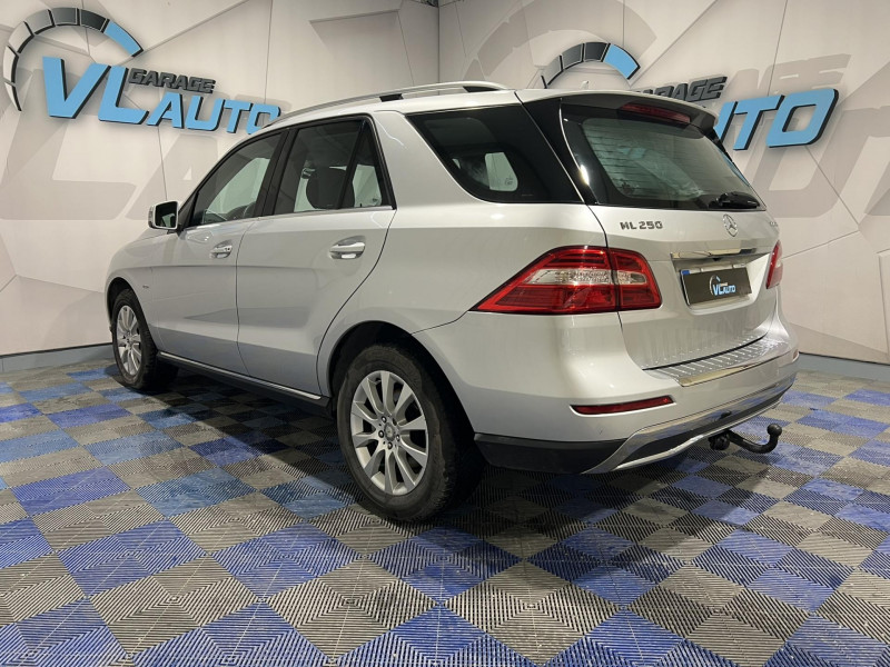 Photo 3 de l'offre de MERCEDES-BENZ CLASSE ML 250 BlueTEC 4MATIC BVA à 17490€ chez VL Auto