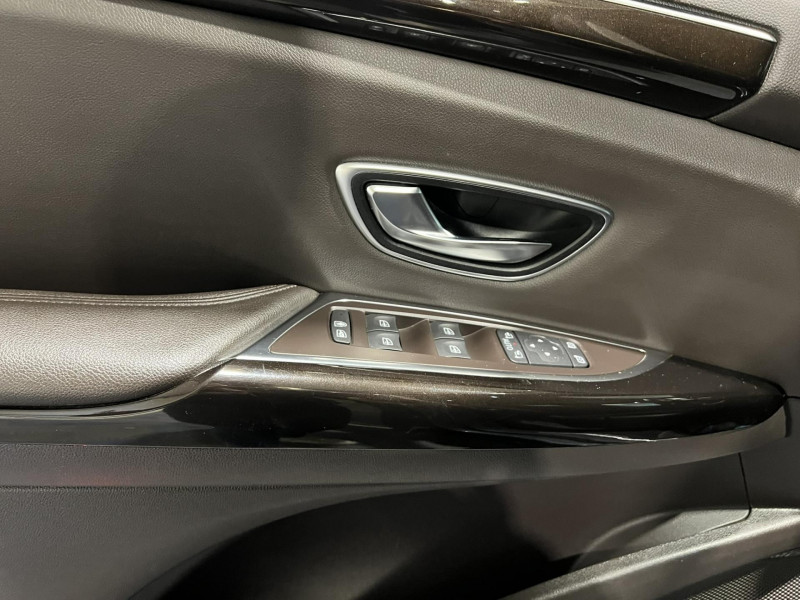 Photo 22 de l'offre de RENAULT ESPACE V dCi 130 Energy Life à 13490€ chez VL Auto