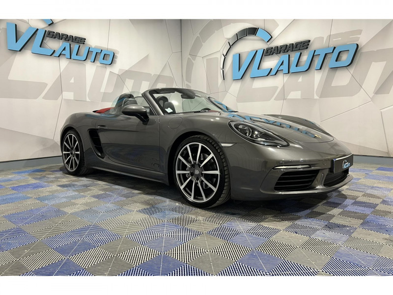 Porsche 718 Boxster 2.0i 300 ch PDK ESSENCE Gris Occasion à vendre