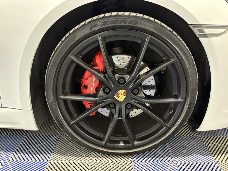 Photo 17 de l'offre de PORSCHE 718 BOXSTER 2.5i S 350 ch PDK à 59990€ chez VL Auto