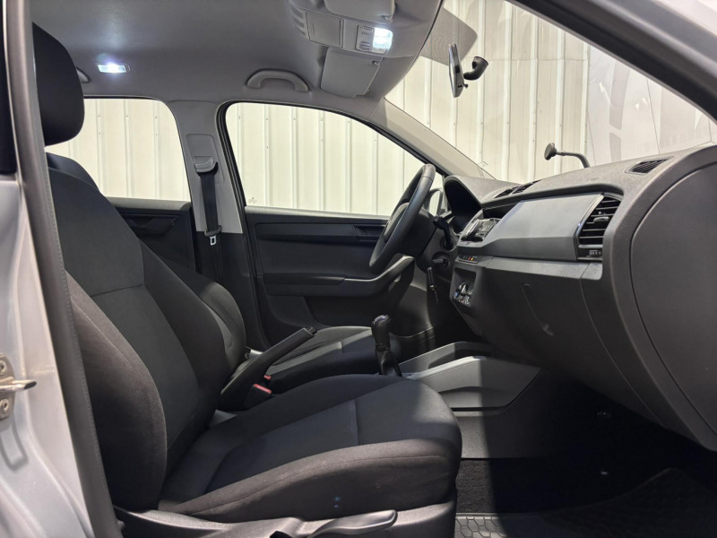 Photo 13 de l'offre de SKODA FABIA 1.2 16V TSI - 90 Greentec  Ambition à 6990€ chez VL Auto