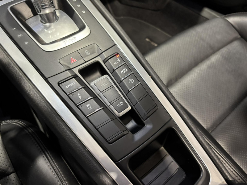 Photo 10 de l'offre de PORSCHE 718 BOXSTER 2.5i S 350 ch PDK à 59990€ chez VL Auto
