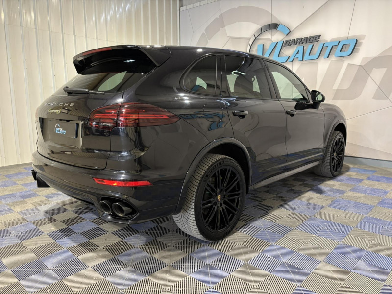 Photo 3 de l'offre de PORSCHE CAYENNE 3.0 V6 416 ch S E-Hybrid Tiptronic BVA à 32990€ chez VL Auto