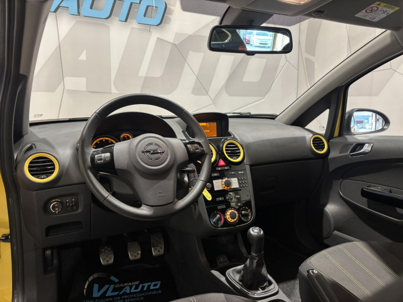 Photo 11 de l'offre de OPEL CORSA 1.2 - 85 ch Twinport Color Edition à 7990€ chez VL Auto