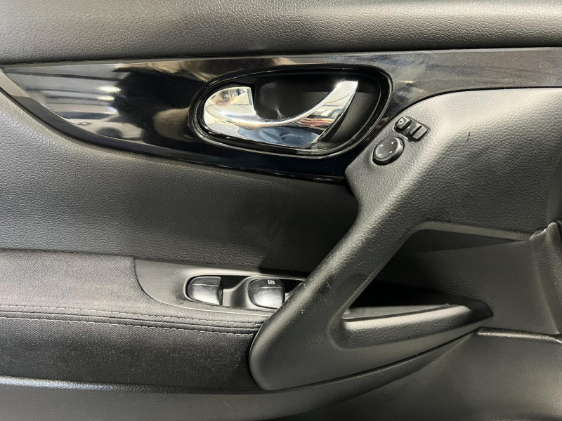 Photo 23 de l'offre de NISSAN QASHQAI 1.6 dCi 130 Stop/Start Connect Edition à 9490€ chez VL Auto