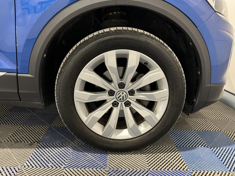 Photo 17 de l'offre de VOLKSWAGEN T-ROC 1.5 TSI 150 EVO Start/Stop BVM6 Carat à 21490€ chez VL Auto