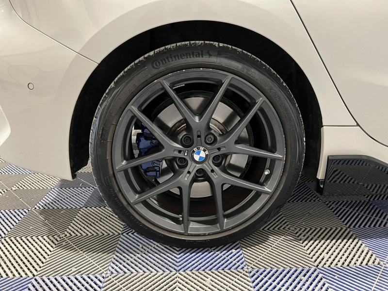 Photo 16 de l'offre de BMW SERIE 1 M135i xDrive 306 ch BVA8 F40 à 38990€ chez VL Auto