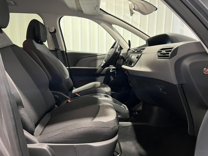 Photo 11 de l'offre de CITROEN GRAND C4 SPACETOURER BlueHDi 130 S&S EAT8 Feel 7 Places à 17490€ chez VL Auto