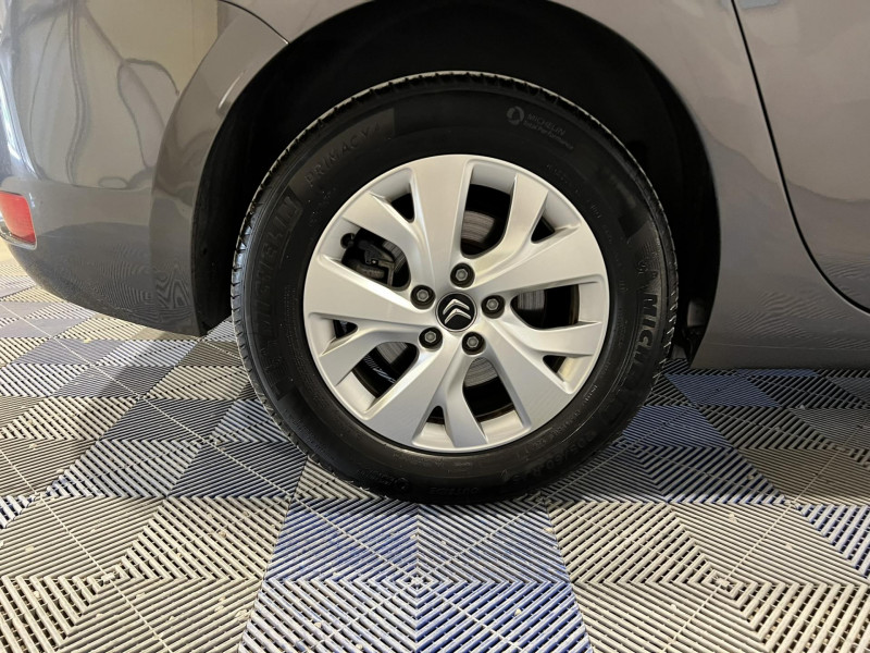 Photo 14 de l'offre de CITROEN GRAND C4 SPACETOURER BlueHDi 130 S&S EAT8 Feel 7 Places à 17490€ chez VL Auto
