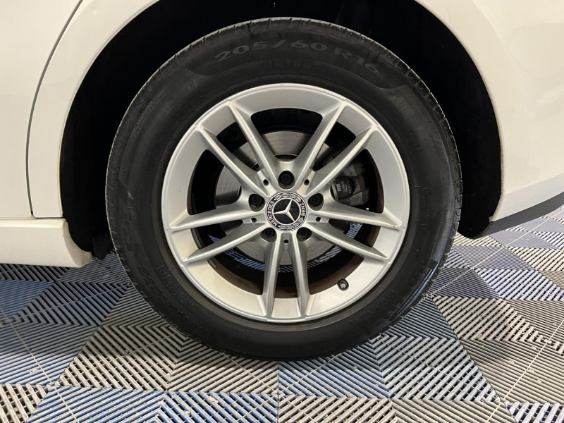 Photo 18 de l'offre de MERCEDES-BENZ CLASSE B 180 d 7G-DCT Style Line à 18990€ chez VL Auto