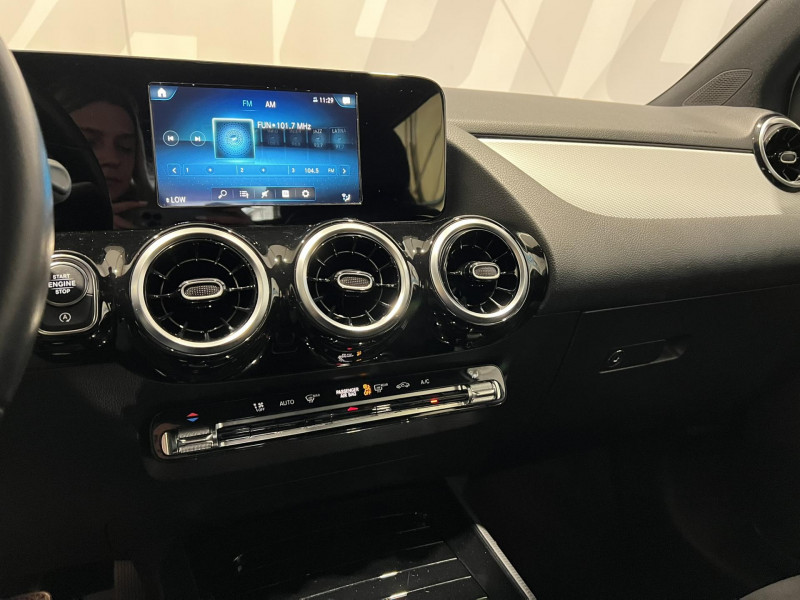 Photo 14 de l'offre de MERCEDES-BENZ CLASSE B 180 d 7G-DCT Style Line à 18990€ chez VL Auto