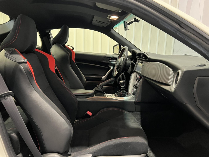 Photo 11 de l'offre de TOYOTA GT86  2.0L Coupé à 27990€ chez VL Auto