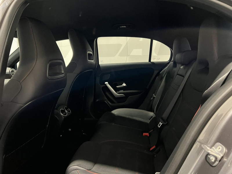 Photo 8 de l'offre de MERCEDES-BENZ CLASSE A 180 d 8G-DCT AMG Line à 32990€ chez VL Auto