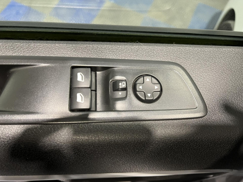 Photo 22 de l'offre de OPEL VIVARO CABINE APPROFONDIE FIXE L3 2.0 DIESEL 120 CH PTAC AUGMENTE PACK CLIM à 24990€ chez VL Auto