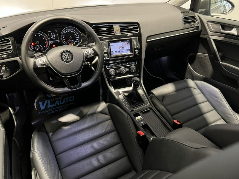 Photo 10 de l'offre de VOLKSWAGEN GOLF 1.2 TSI 105 BlueMotion Technology Carat à 13490€ chez VL Auto