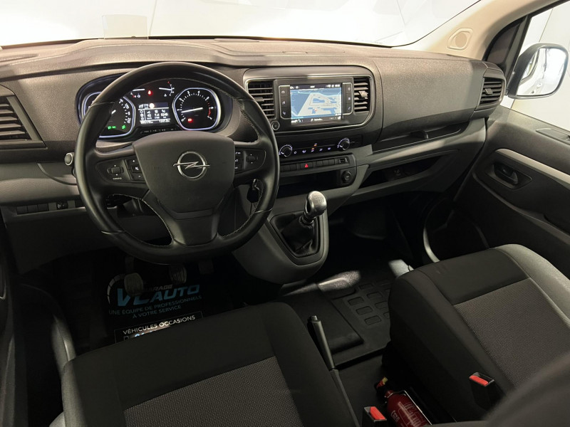 Photo 10 de l'offre de OPEL VIVARO CABINE APPROFONDIE FIXE L3 2.0 DIESEL 120 CH PTAC AUGMENTE PACK CLIM à 24990€ chez VL Auto