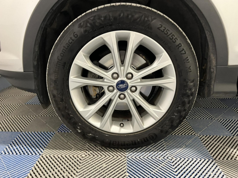 Photo 19 de l'offre de FORD KUGA 1.5 EcoBoost 120 S&S 4x2 BVM6 Titanium à 12490€ chez VL Auto