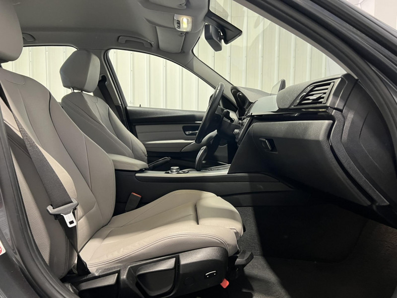 Photo 11 de l'offre de BMW SERIE 3 318d 136 ch F30 Sport BVA à 16990€ chez VL Auto