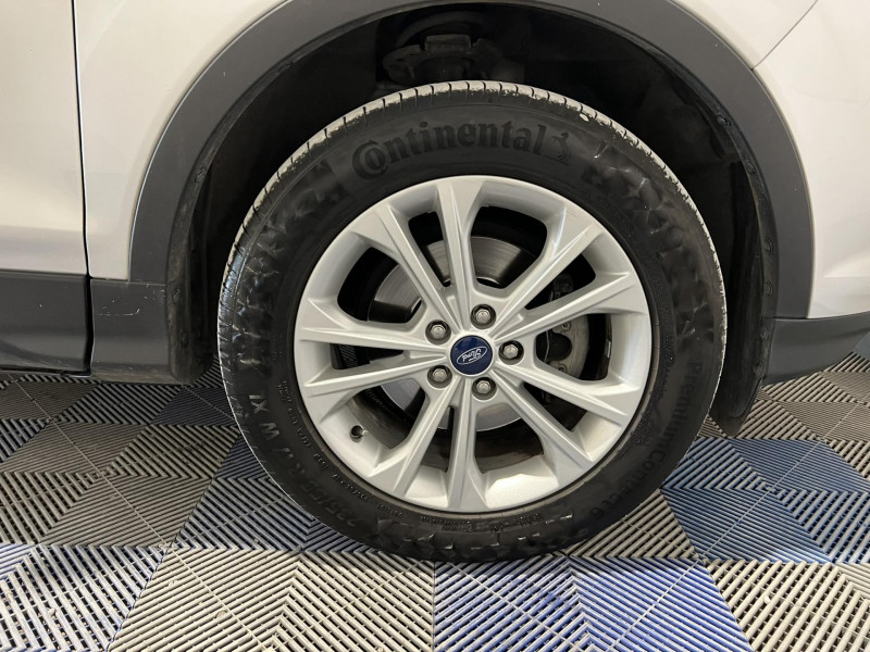 Photo 17 de l'offre de FORD KUGA 1.5 EcoBoost 120 S&S 4x2 BVM6 Titanium à 12490€ chez VL Auto