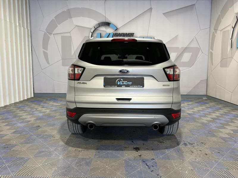 Photo 4 de l'offre de FORD KUGA 1.5 EcoBoost 120 S&S 4x2 BVM6 Titanium à 12490€ chez VL Auto
