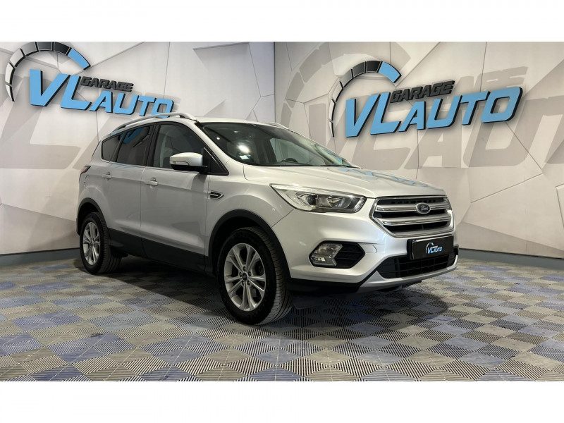 Ford KUGA 1.5 EcoBoost 120 S&S 4x2 BVM6 Titanium ESSENCE Gris Occasion à vendre