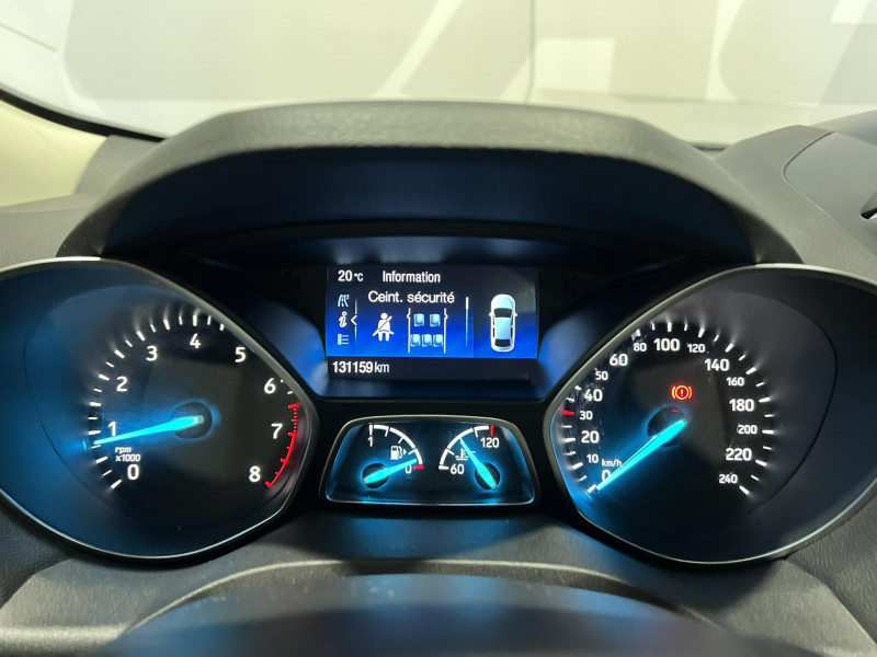 Photo 9 de l'offre de FORD KUGA 1.5 EcoBoost 120 S&S 4x2 BVM6 Titanium à 12490€ chez VL Auto