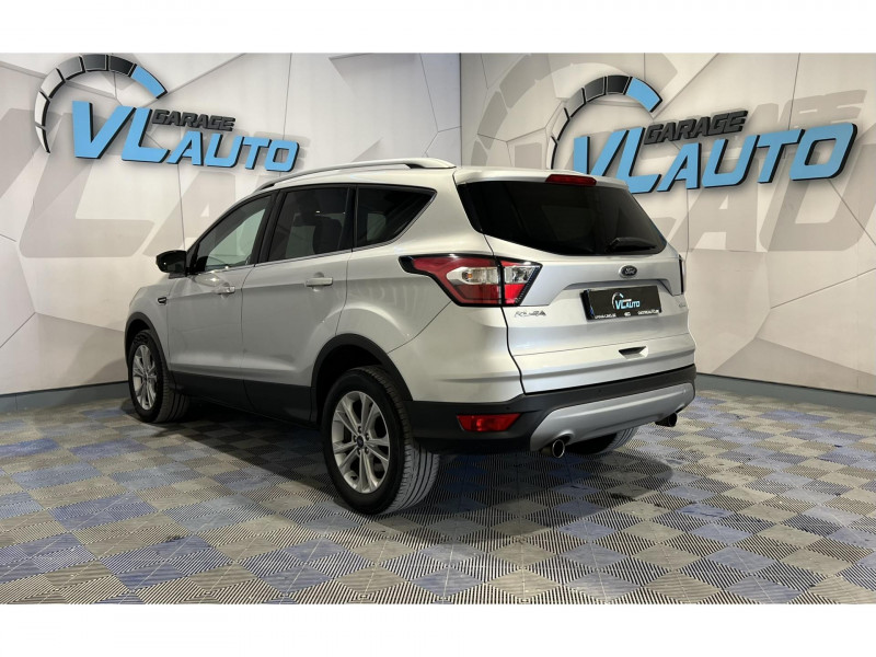Photo 3 de l'offre de FORD KUGA 1.5 EcoBoost 120 S&S 4x2 BVM6 Titanium à 12490€ chez VL Auto