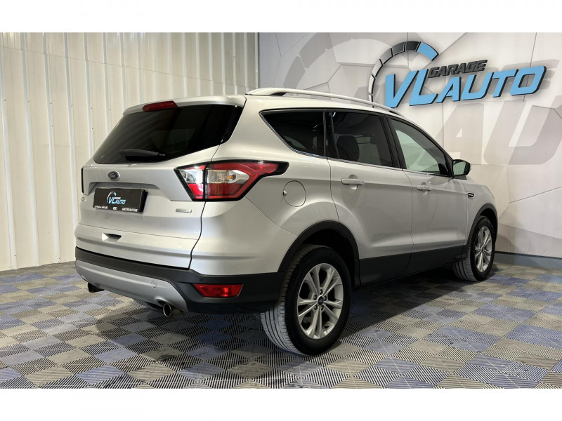 Photo 5 de l'offre de FORD KUGA 1.5 EcoBoost 120 S&S 4x2 BVM6 Titanium à 12490€ chez VL Auto