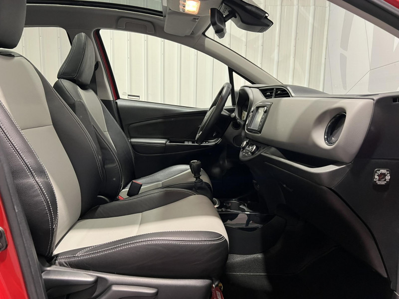 Photo 11 de l'offre de TOYOTA YARIS 100 VVT-i Design à 12490€ chez VL Auto