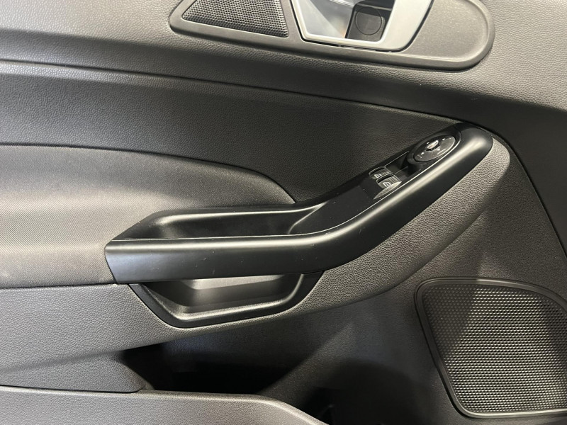 Photo 21 de l'offre de FORD FIESTA 1.6 EcoBoost 182 ST à 13990€ chez VL Auto