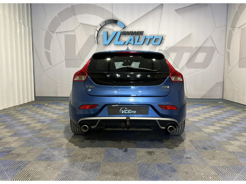 Photo 4 de l'offre de VOLVO V40  T2 122 ch R-DESIGN à 14990€ chez VL Auto