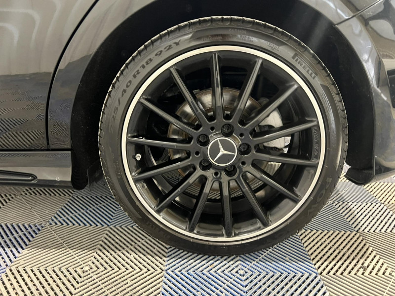 Photo 19 de l'offre de MERCEDES-BENZ CLASSE A 220 d 7G-DCT 4-Matic Fascination à 20490€ chez VL Auto