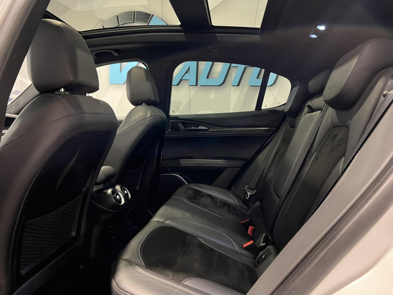 Photo 8 de l'offre de ALFA ROMEO STELVIO 2.9 V6 510ch AT8 Quadrifoglio à 49990€ chez VL Auto