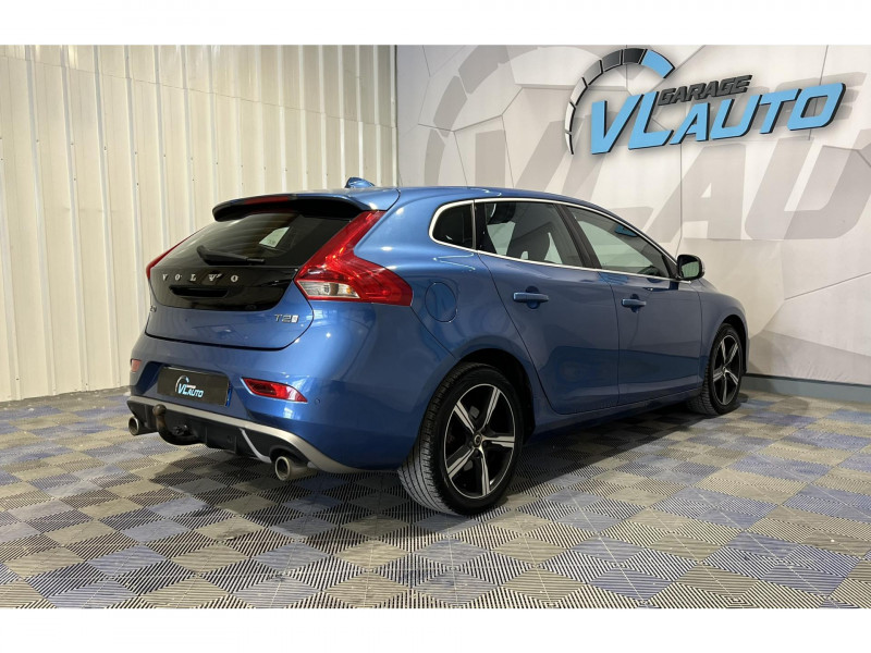 Photo 5 de l'offre de VOLVO V40  T2 122 ch R-DESIGN à 14990€ chez VL Auto