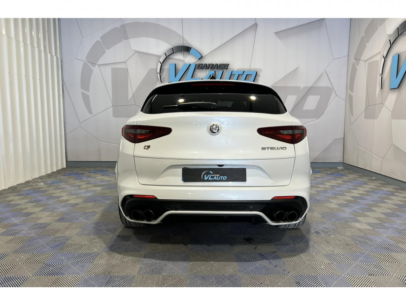 Photo 4 de l'offre de ALFA ROMEO STELVIO 2.9 V6 510ch AT8 Quadrifoglio à 49990€ chez VL Auto