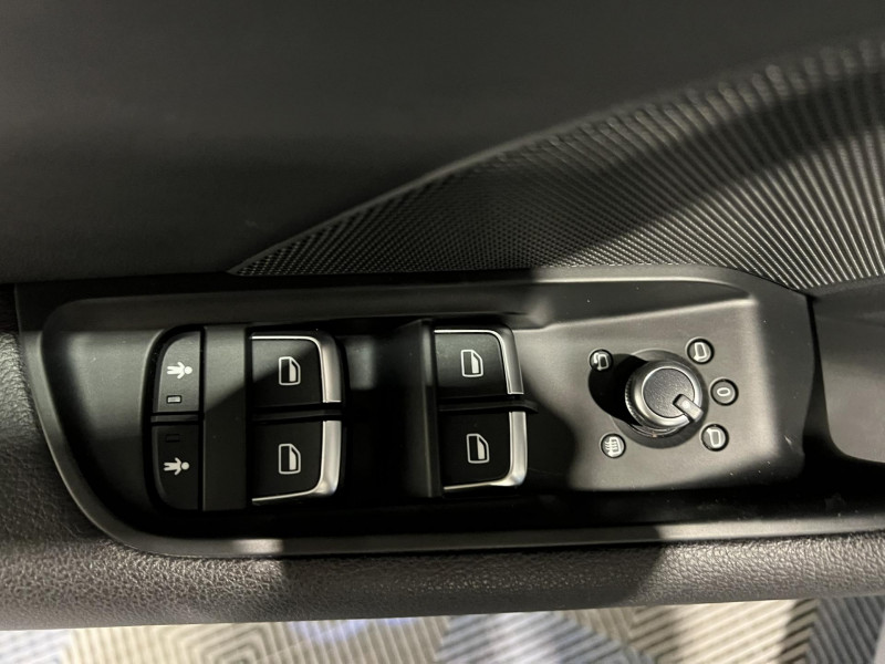 Photo 22 de l'offre de AUDI A3 berline Berline 1.6 TDI 110 S LINE à 18490€ chez VL Auto