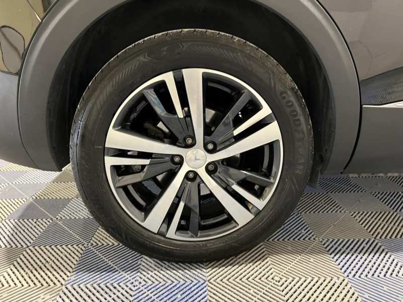 Photo 16 de l'offre de PEUGEOT 5008  BlueHDi 130ch S&S BVM6 GT Line 7 Places à 17490€ chez VL Auto