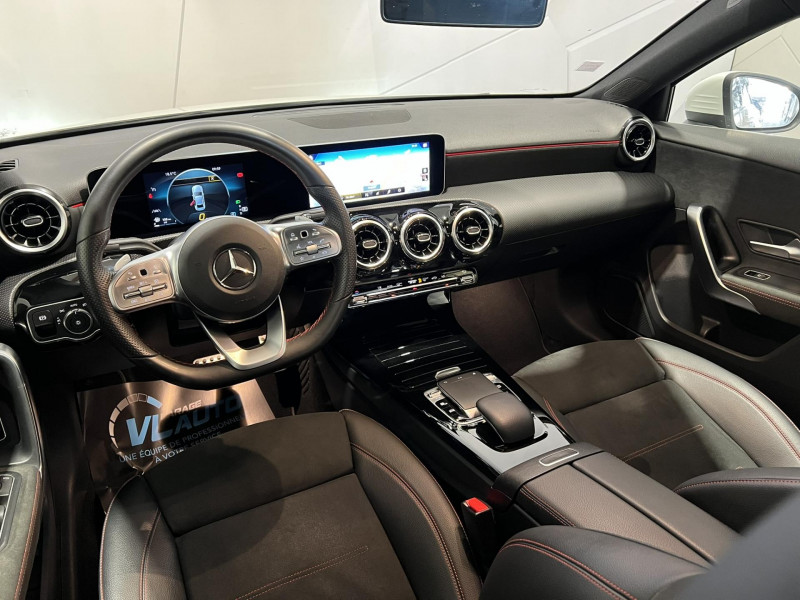 Photo 10 de l'offre de MERCEDES-BENZ CLASSE A BERLINE Berline 200 7G-DCT AMG Line à 21990€ chez VL Auto