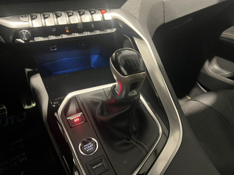Photo 14 de l'offre de PEUGEOT 5008  BlueHDi 130ch S&S BVM6 GT Line 7 Places à 17490€ chez VL Auto