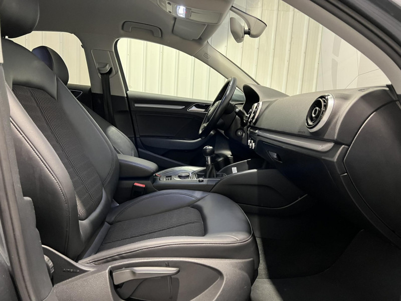 Photo 11 de l'offre de AUDI A3 berline Berline 1.6 TDI 110 S LINE à 18490€ chez VL Auto