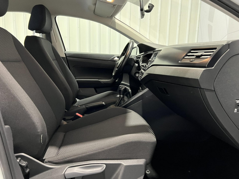 Photo 11 de l'offre de VOLKSWAGEN POLO 1.0 75 S&S Trendline à 11990€ chez VL Auto