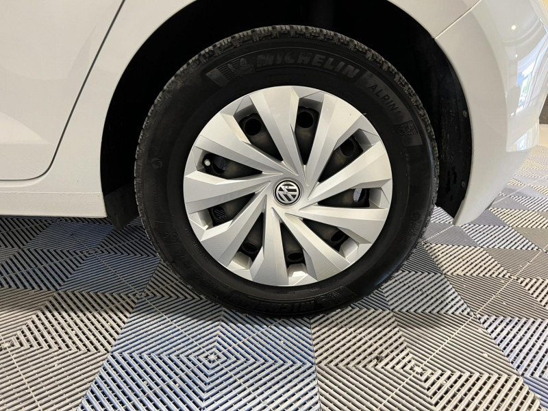 Photo 14 de l'offre de VOLKSWAGEN POLO 1.0 75 S&S Trendline à 11990€ chez VL Auto