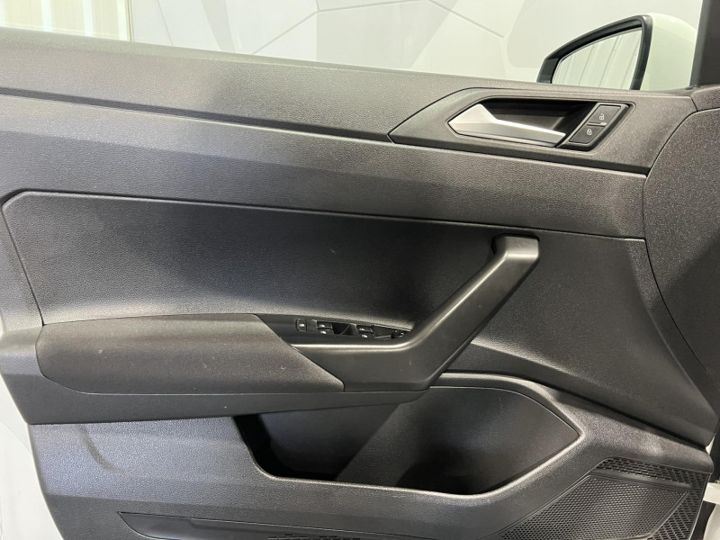 Photo 19 de l'offre de VOLKSWAGEN POLO 1.0 75 S&S Trendline à 11990€ chez VL Auto