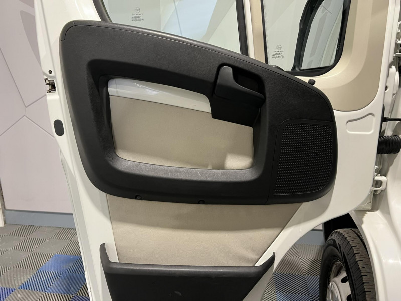 Photo 11 de l'offre de FIAT DUCATO MY TOLE 3.5 M H2 2.0 MJT 115 PACK PROFESSIONAL à 9990€ chez VL Auto