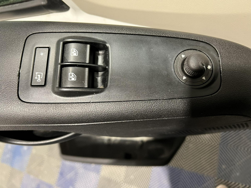 Photo 12 de l'offre de FIAT DUCATO MY TOLE 3.5 M H2 2.0 MJT 115 PACK PROFESSIONAL à 9990€ chez VL Auto