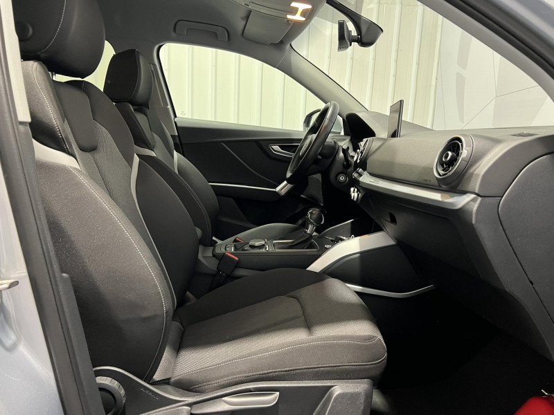 Photo 11 de l'offre de AUDI Q2  30 TFSI 116 S tronic 7 Sport à 20990€ chez VL Auto