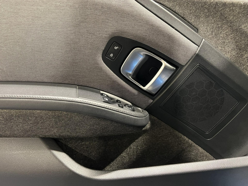 Photo 19 de l'offre de BMW i3 170 ch UrbanLife avec prolongateur d autonomie (REX) BVA à 10490€ chez VL Auto